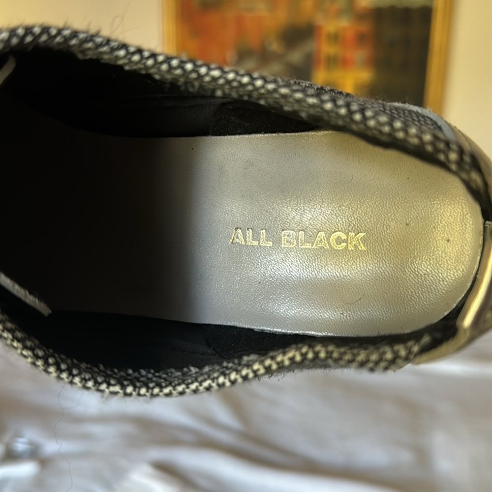 All Black platform lace up shoes, size 39.5 (9US) - Picture 5 of 6